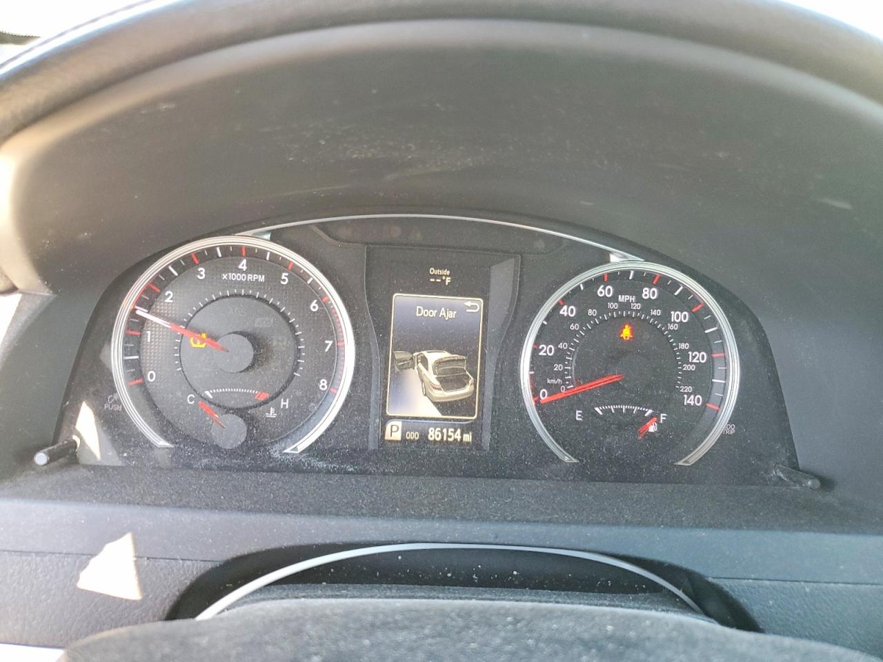2016 TOYOTA CAMRY