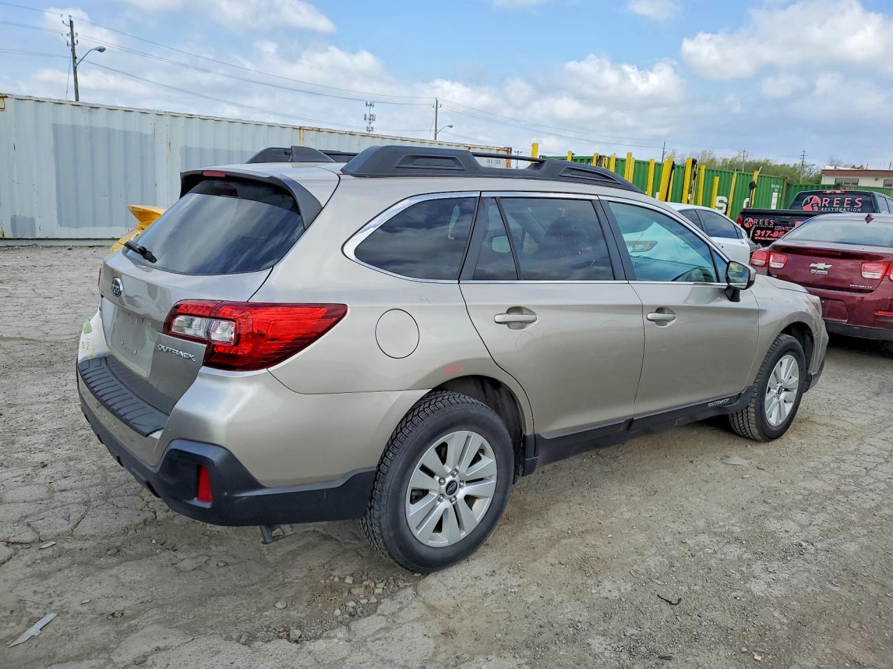2019 SUBARU OUTBACK