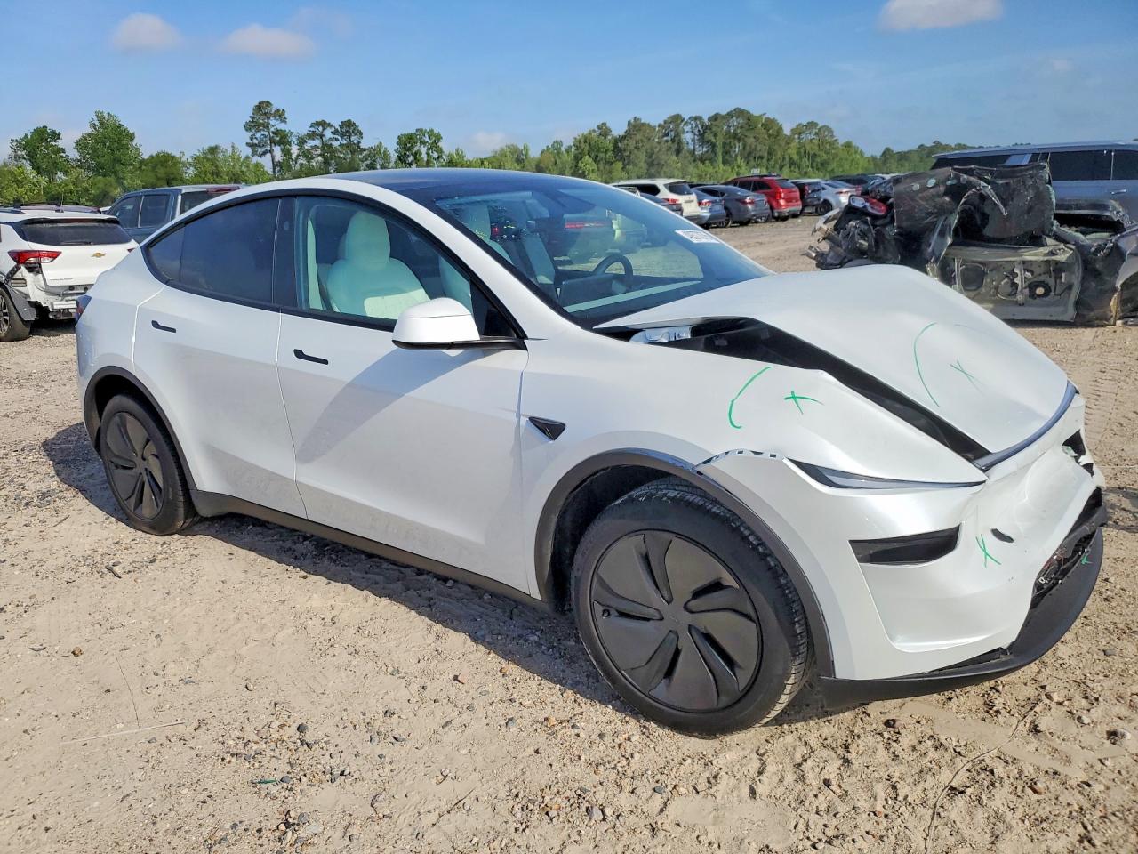 2026 TESLA MODEL Y