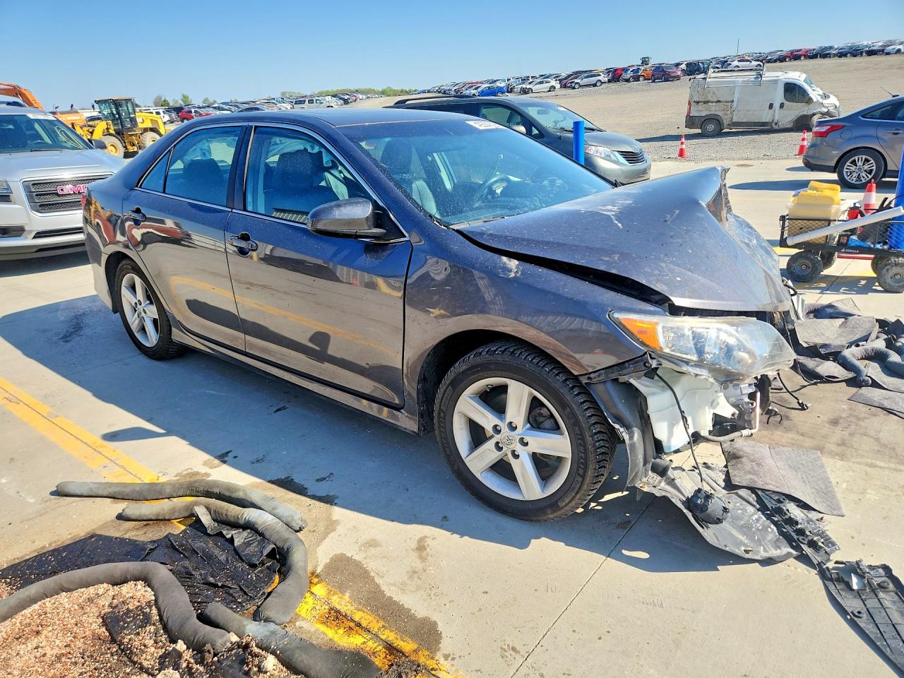 2013 TOYOTA CAMRY