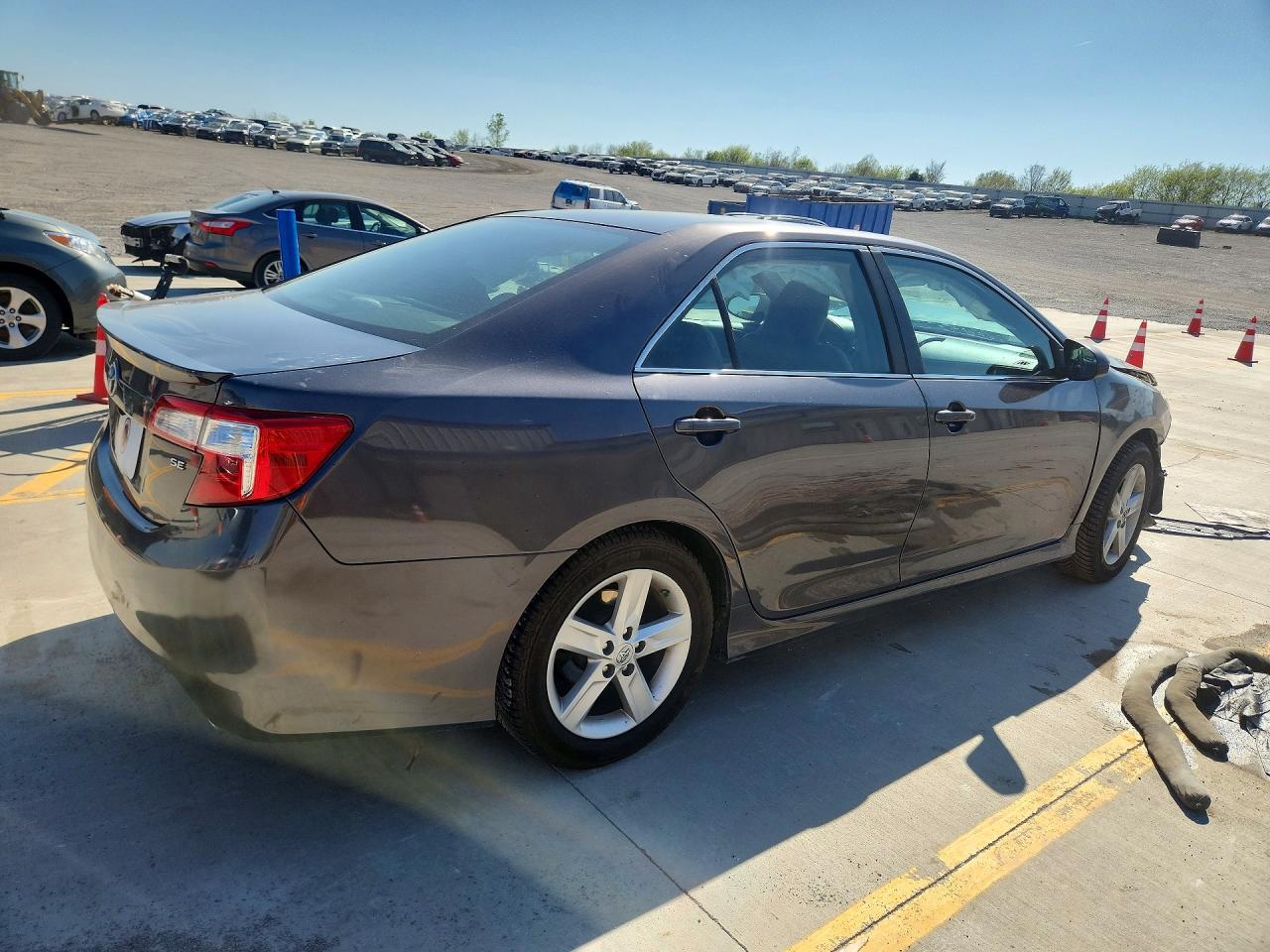 2013 TOYOTA CAMRY