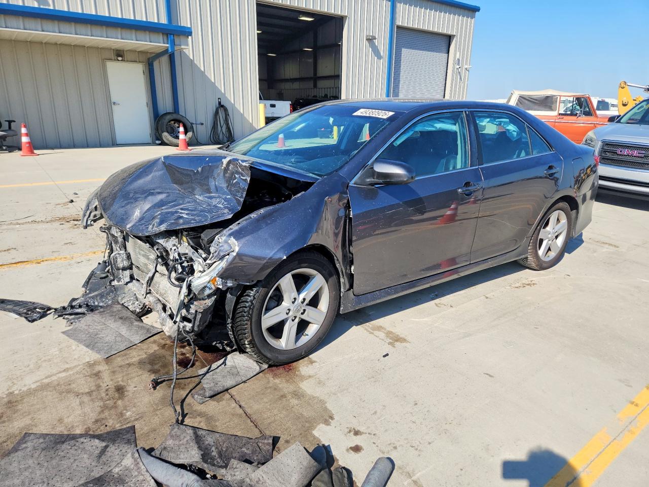 2013 TOYOTA CAMRY