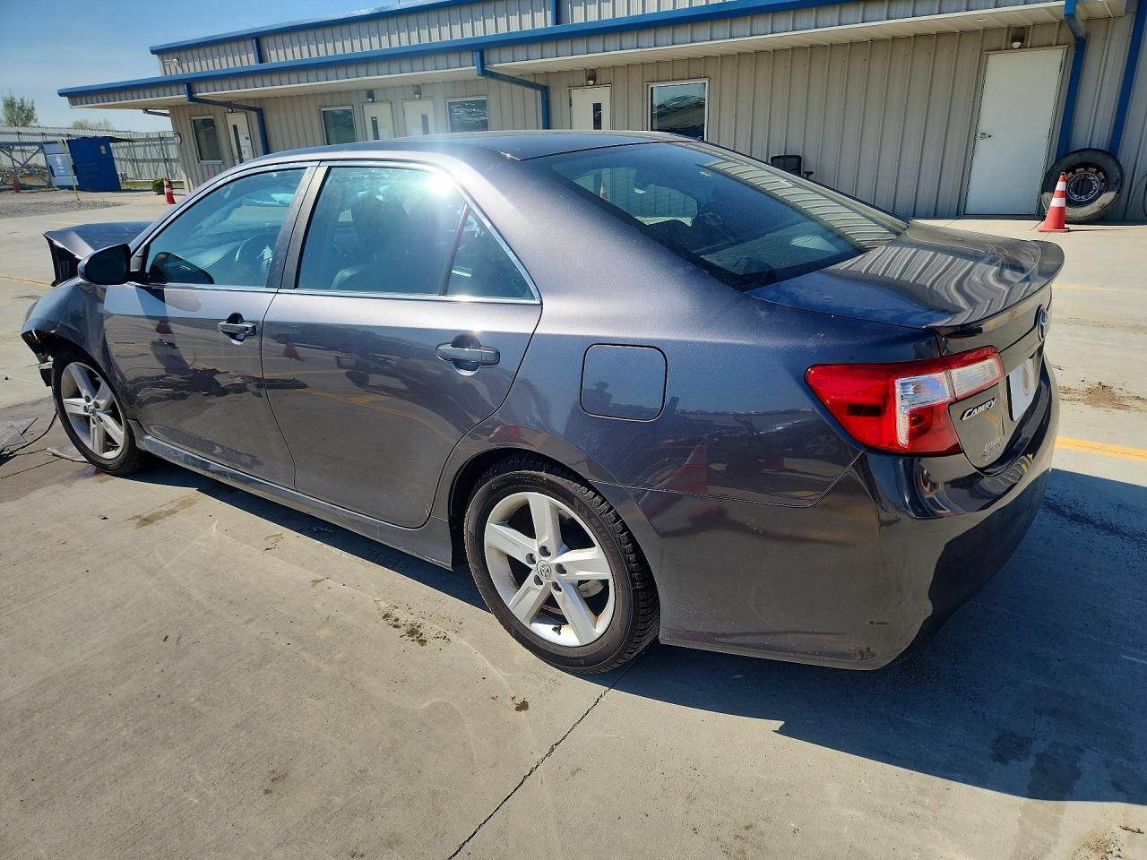 2013 TOYOTA CAMRY