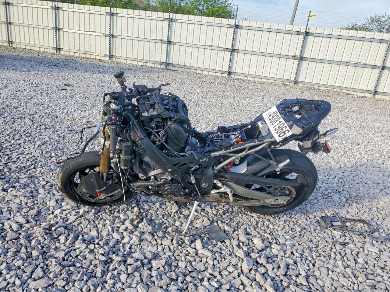 2025 BMW S