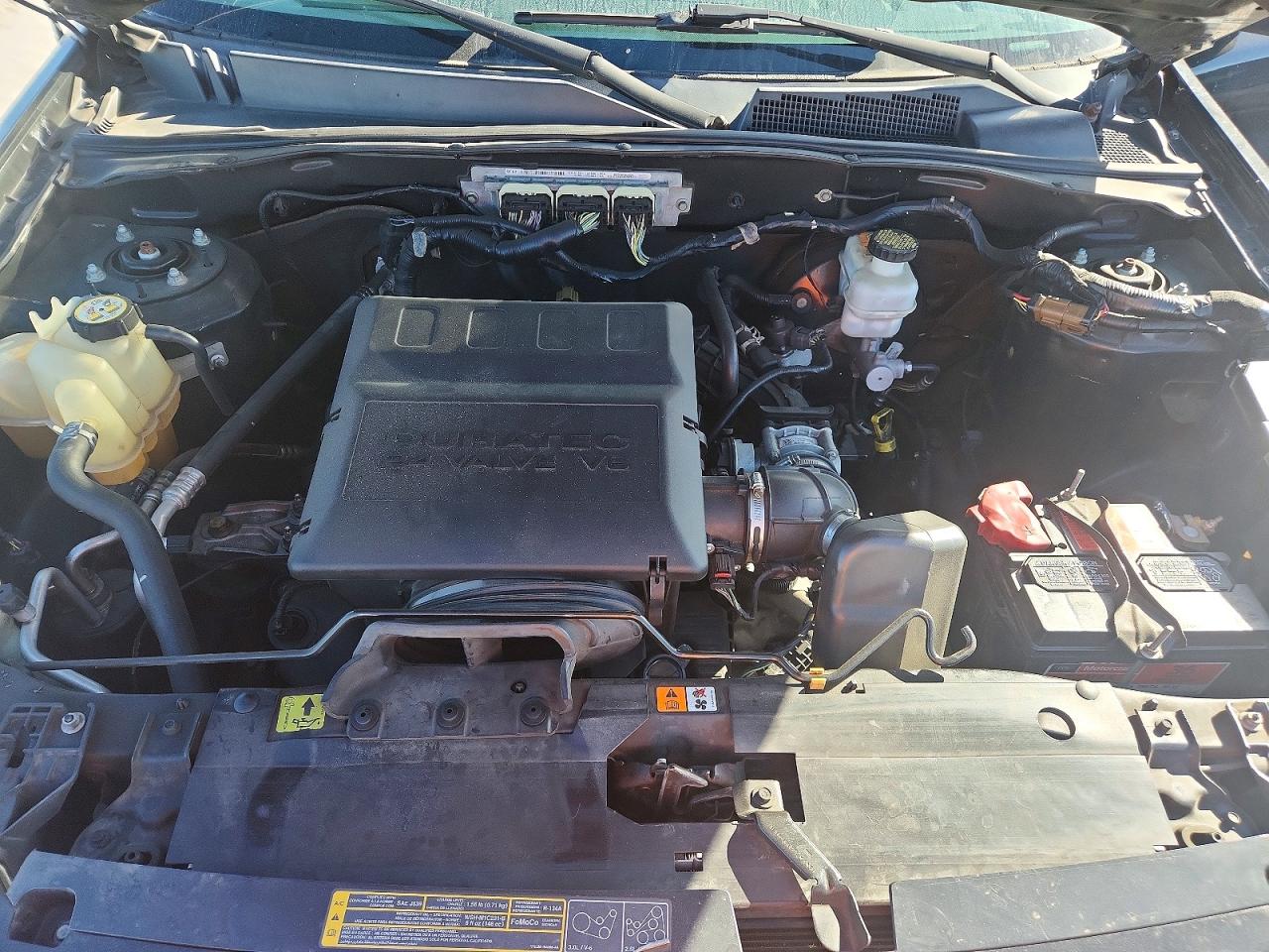 2010 FORD ESCAPE