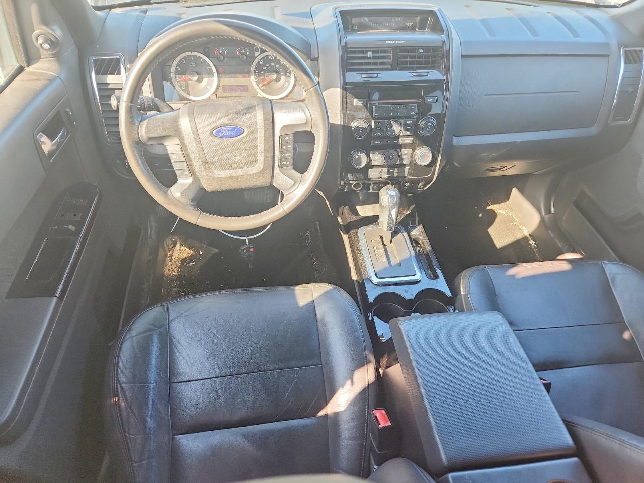 2010 FORD ESCAPE