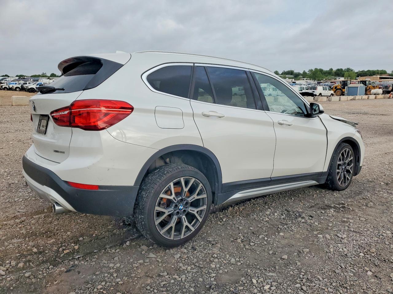 2021 BMW X1