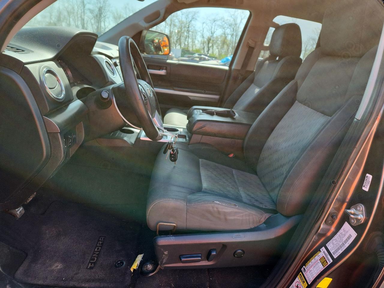 2014 TOYOTA TUNDRA