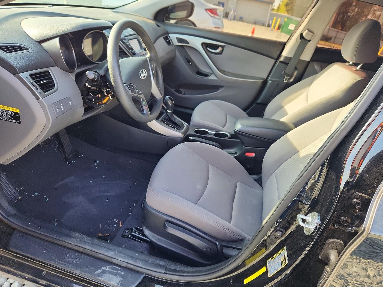 2016 HYUNDAI ELANTRA