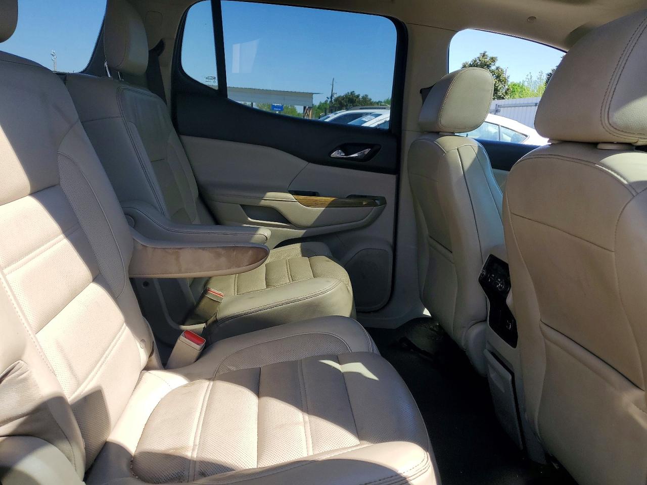 2017 GMC ACADIA DEN
