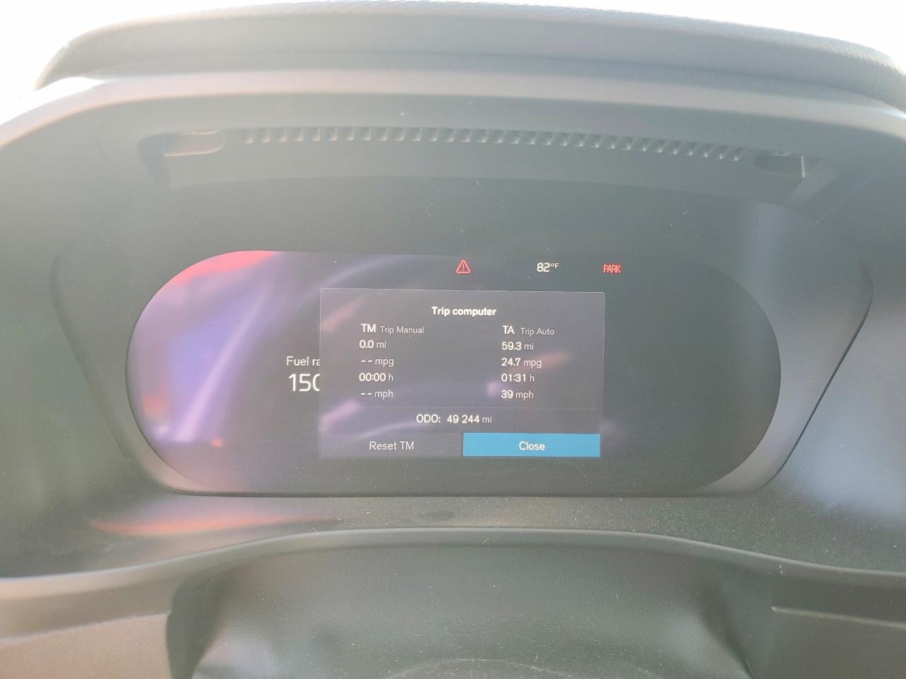 2024 VOLVO XC40
