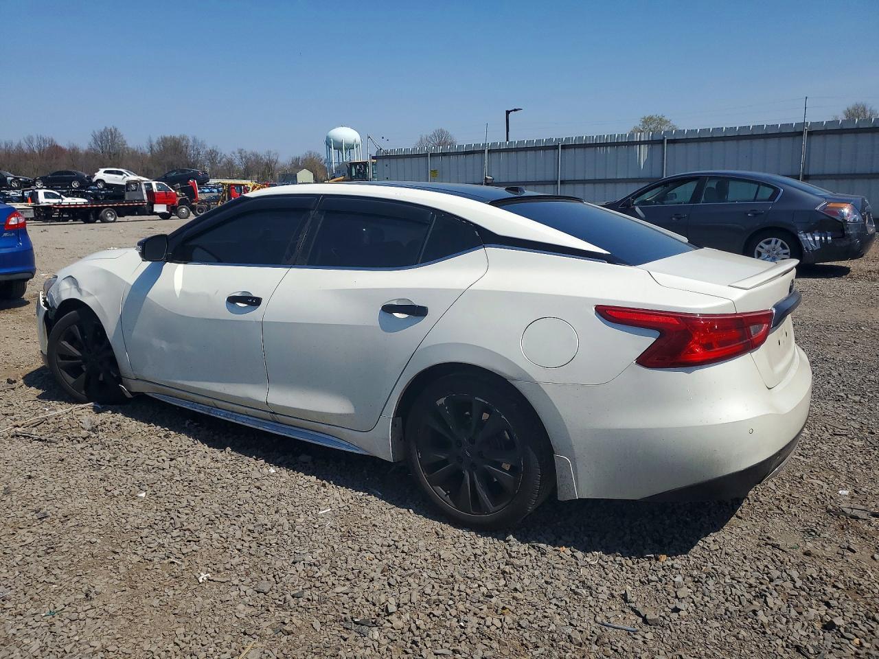 2017 NISSAN MAXIMA