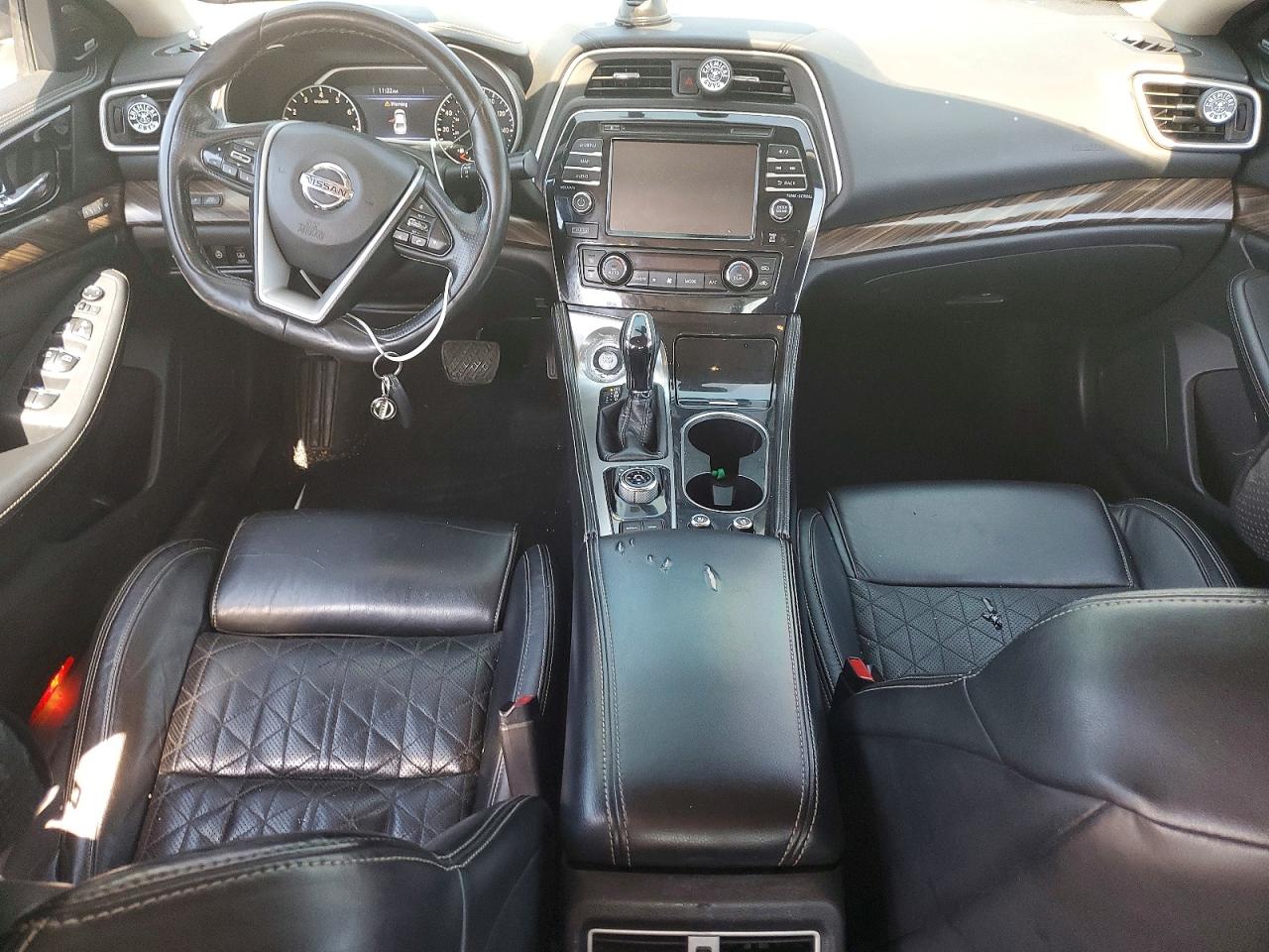 2017 NISSAN MAXIMA