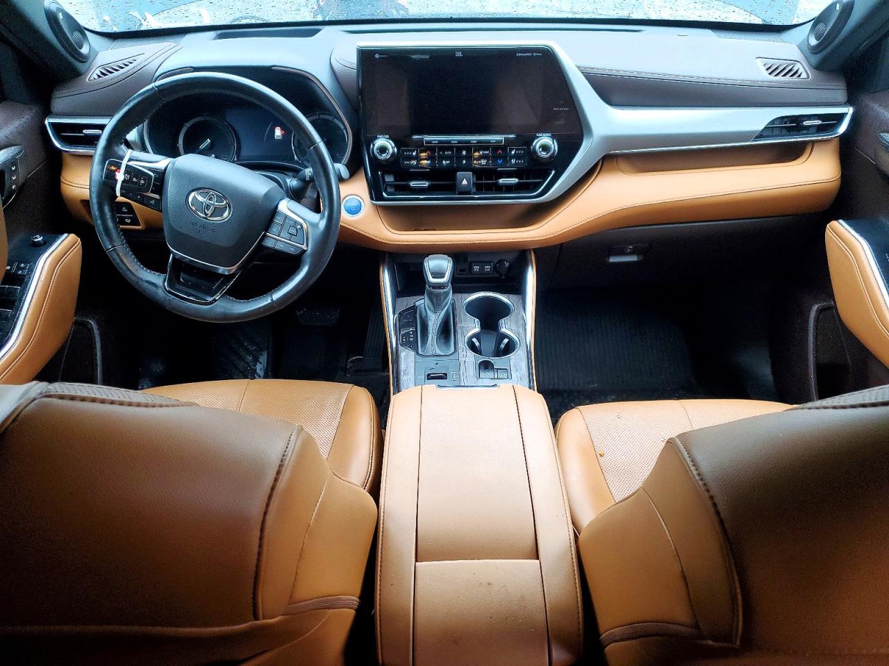 2021 TOYOTA HIGHLANDER