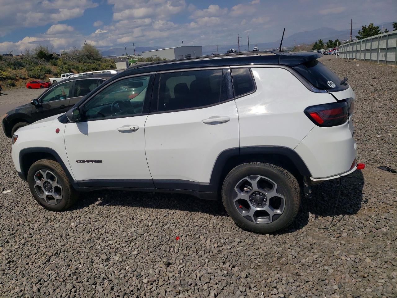 2022 JEEP COMPASS