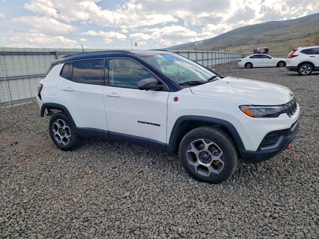 2022 JEEP COMPASS