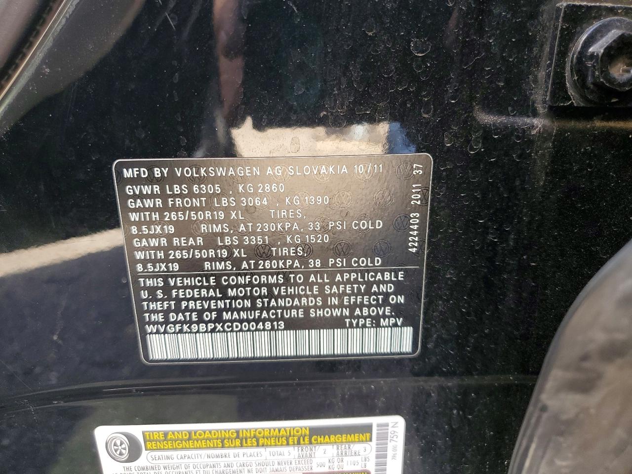 2012 VOLKSWAGEN TOUAREG