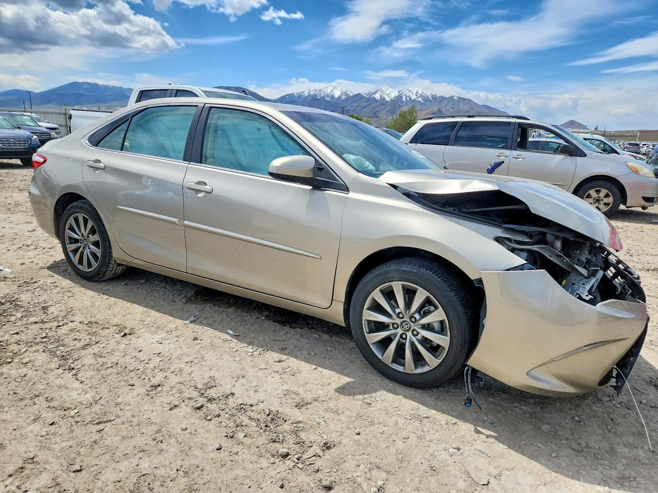2017 TOYOTA CAMRY