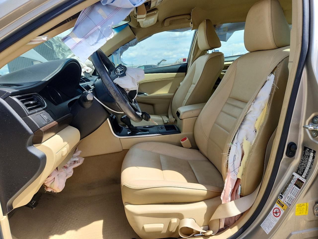 2017 TOYOTA CAMRY
