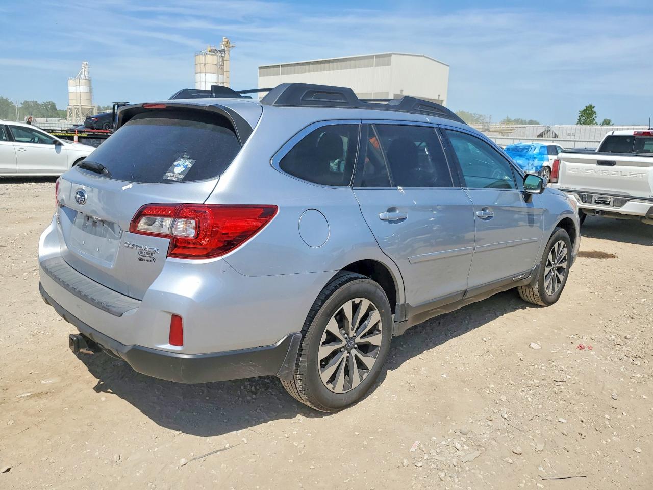2016 SUBARU OUTBACK