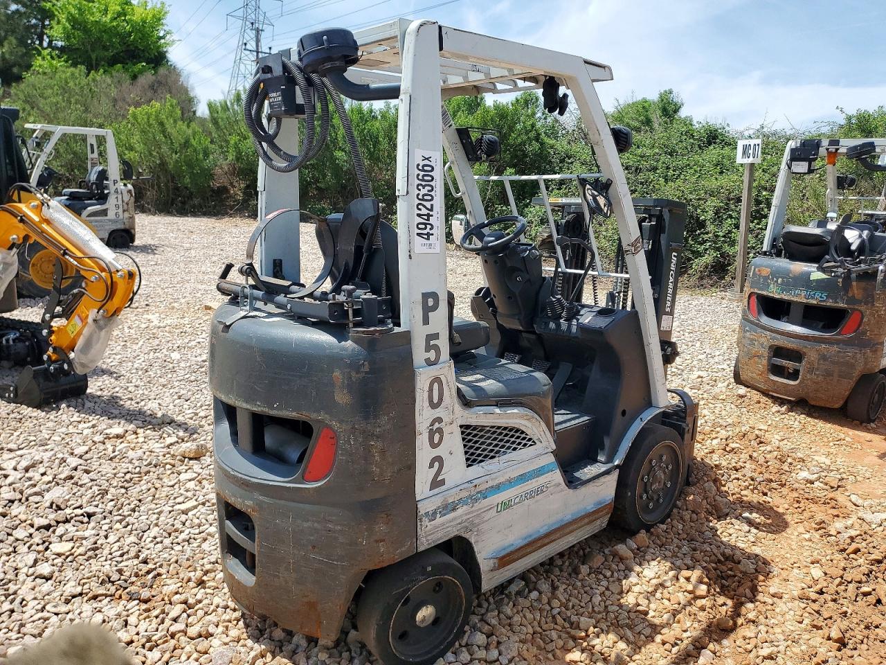 2017 UNICARIERS FORKLIFT