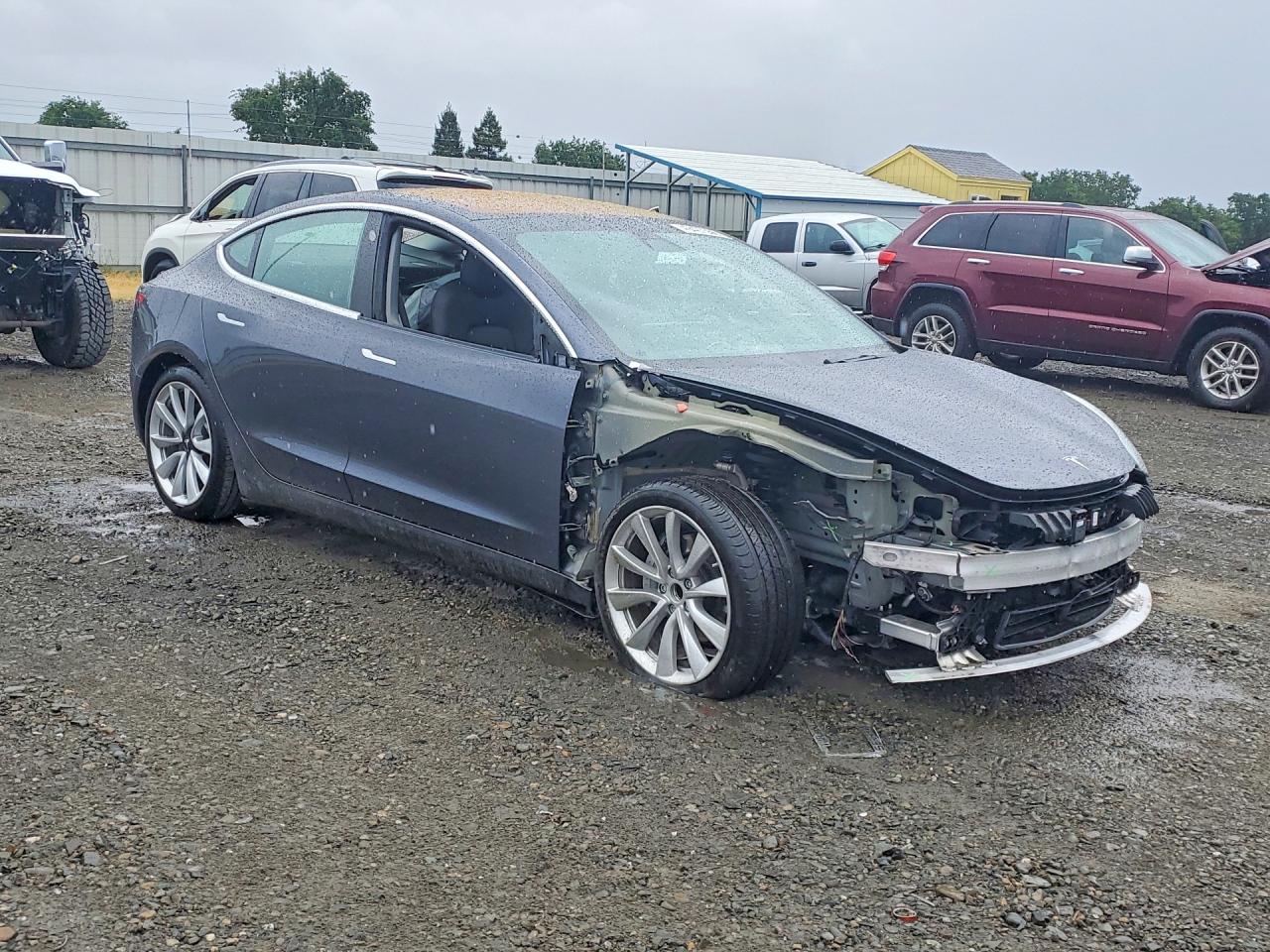 2018 TESLA MODEL 3