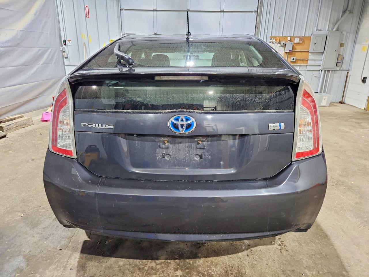 2015 TOYOTA PRIUS