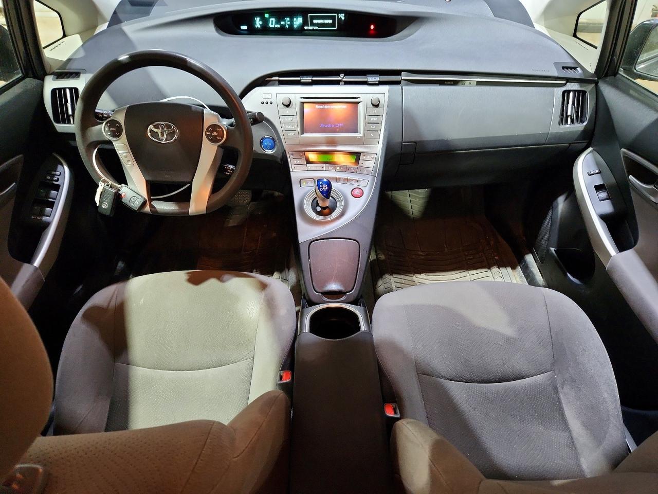 2015 TOYOTA PRIUS