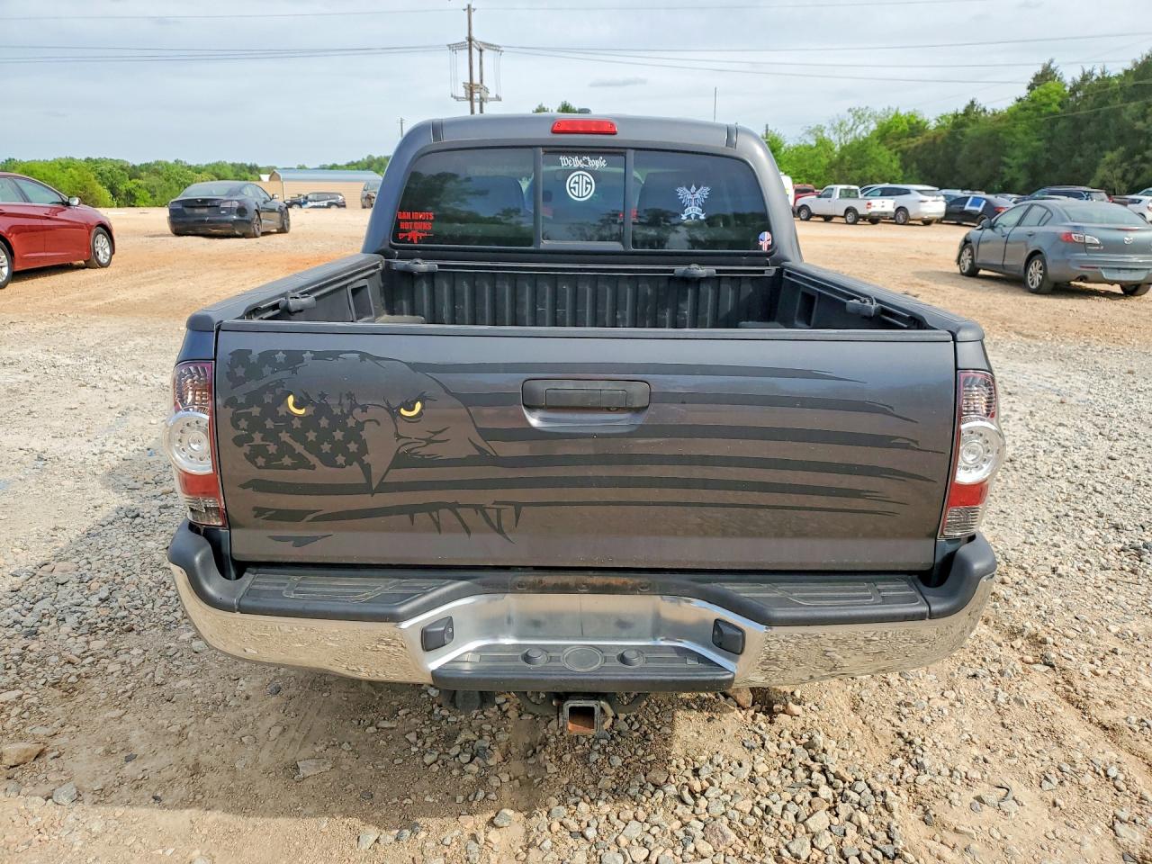2011 TOYOTA TACOMA
