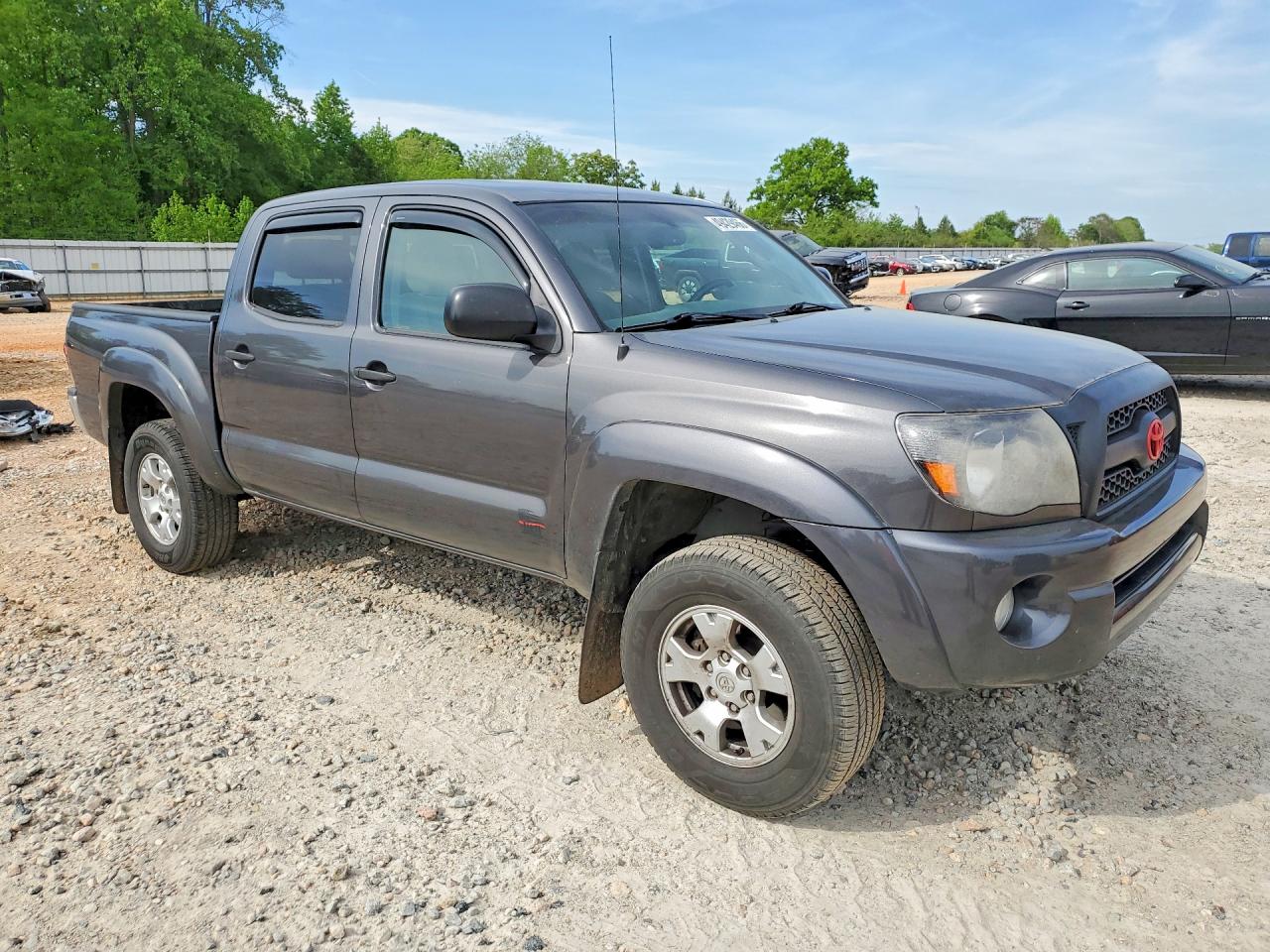 2011 TOYOTA TACOMA
