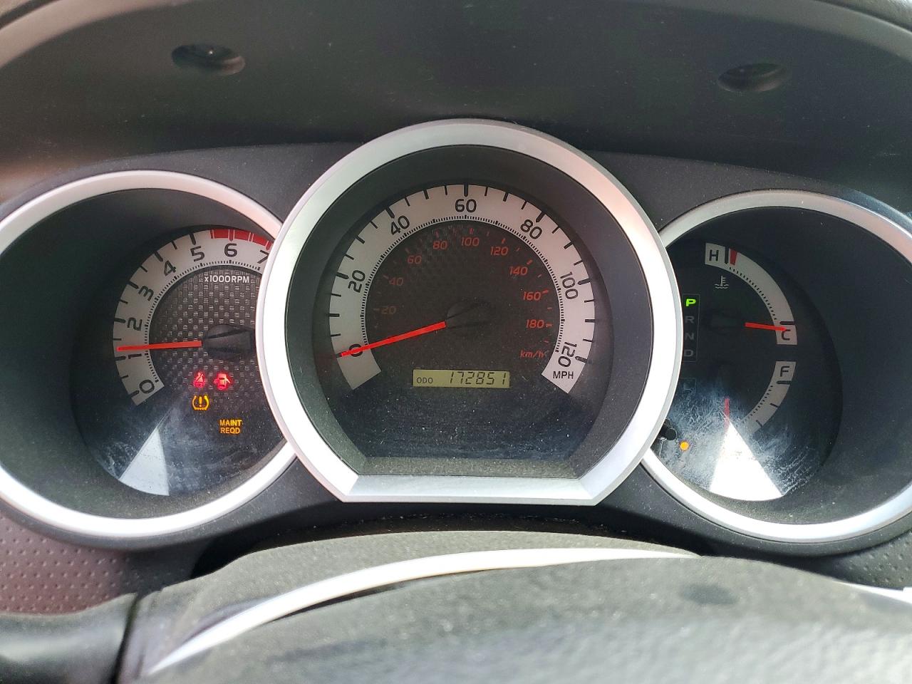 2011 TOYOTA TACOMA