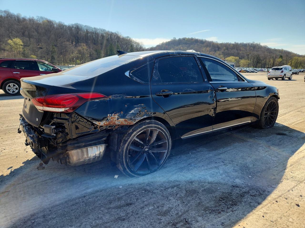 2015 HYUNDAI GENESIS