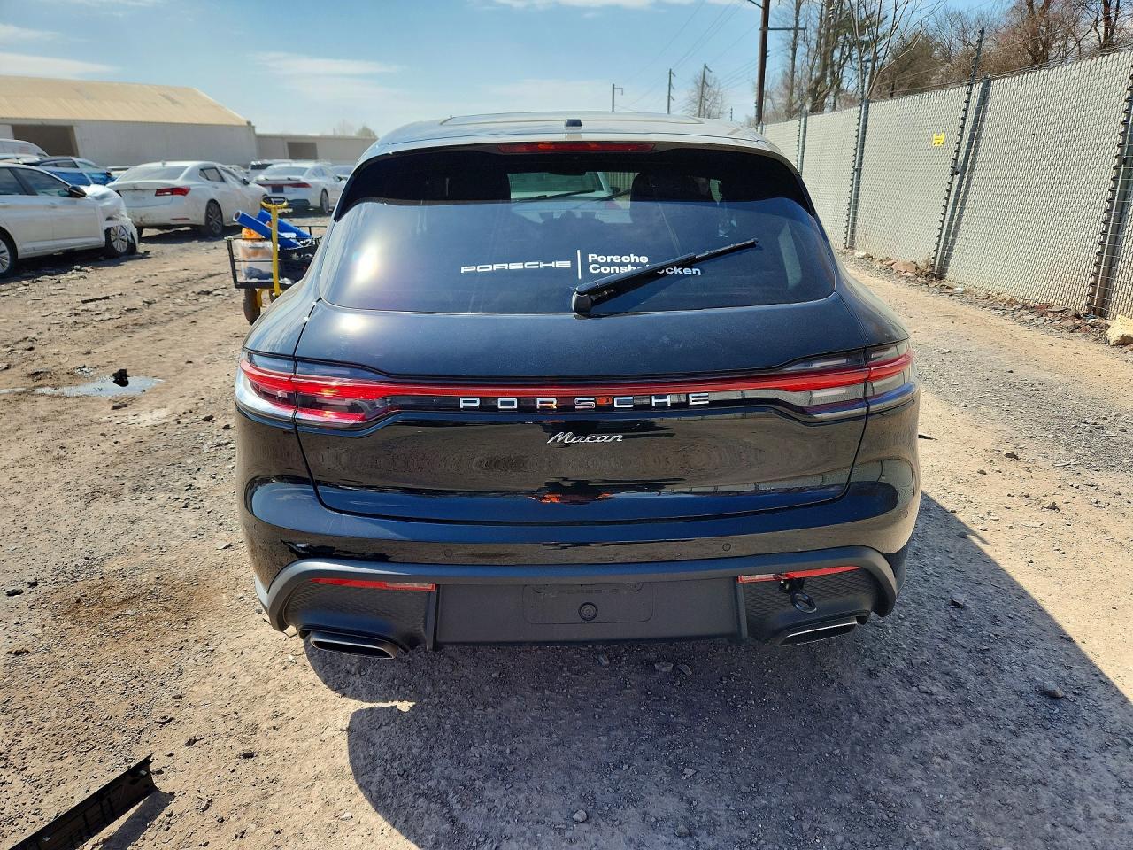 2026 PORSCHE MACAN