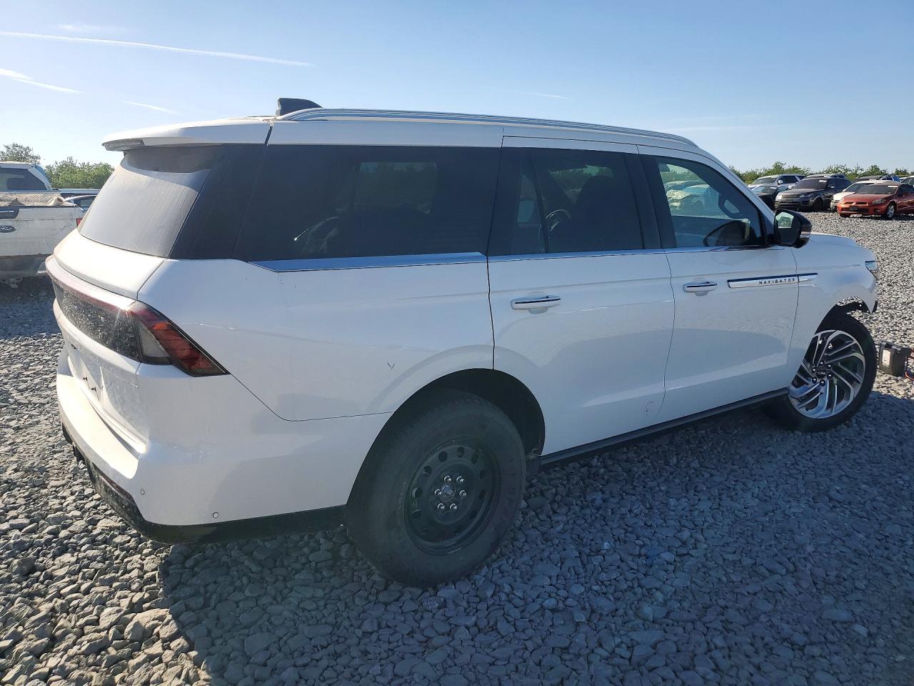 2025 LINCOLN NAVIGATOR