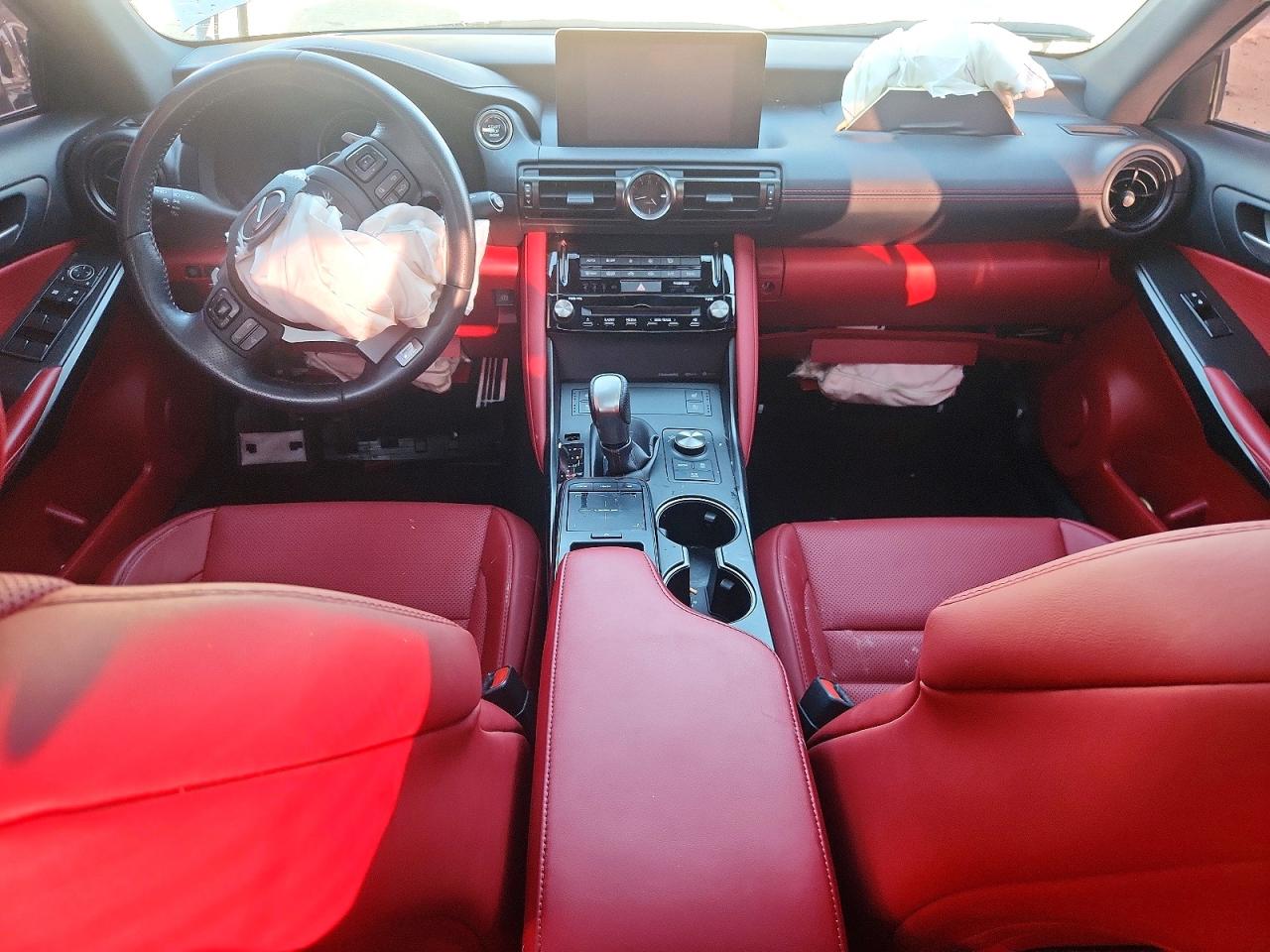 2023 LEXUS IS