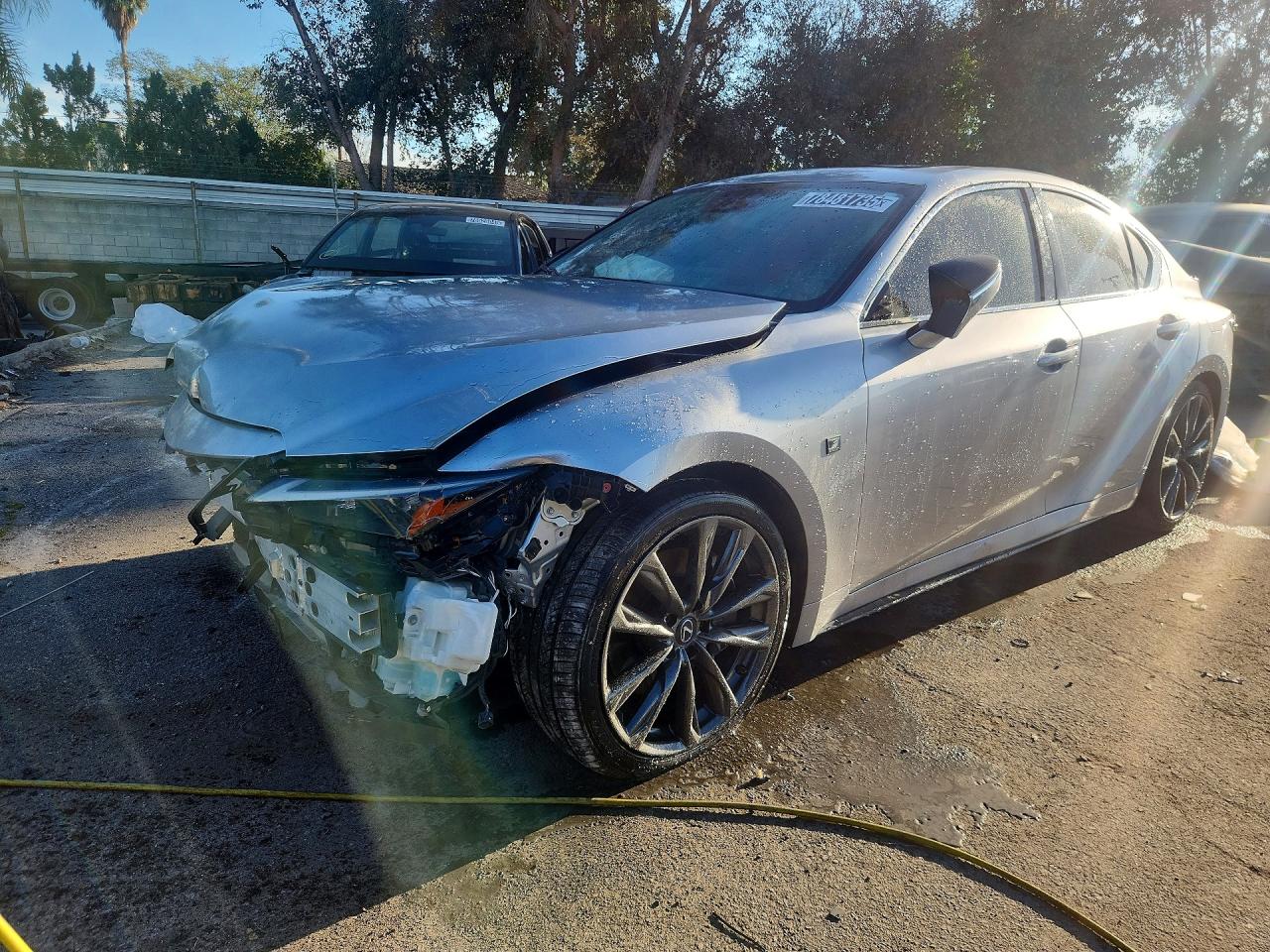 2023 LEXUS IS