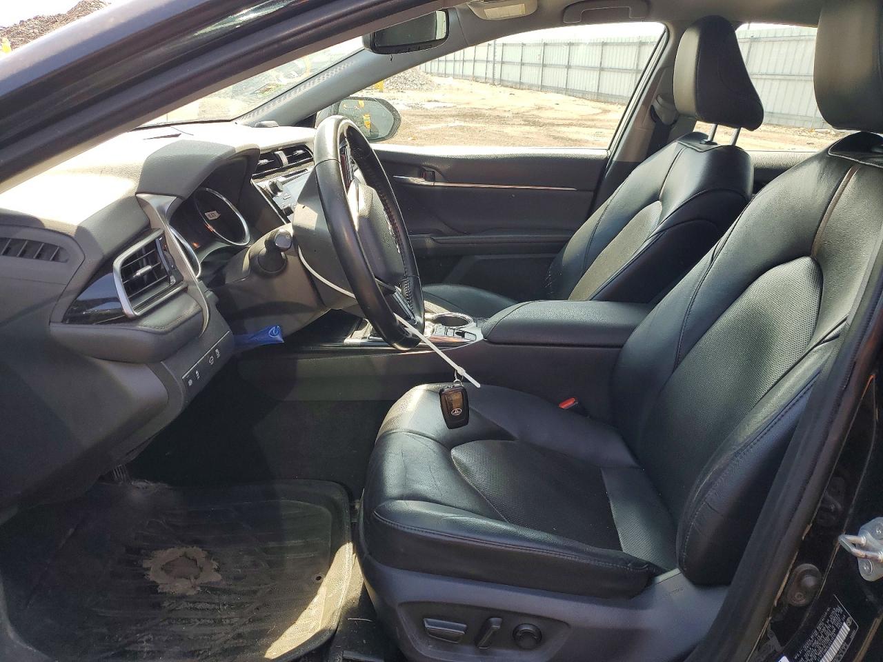 2020 TOYOTA CAMRY