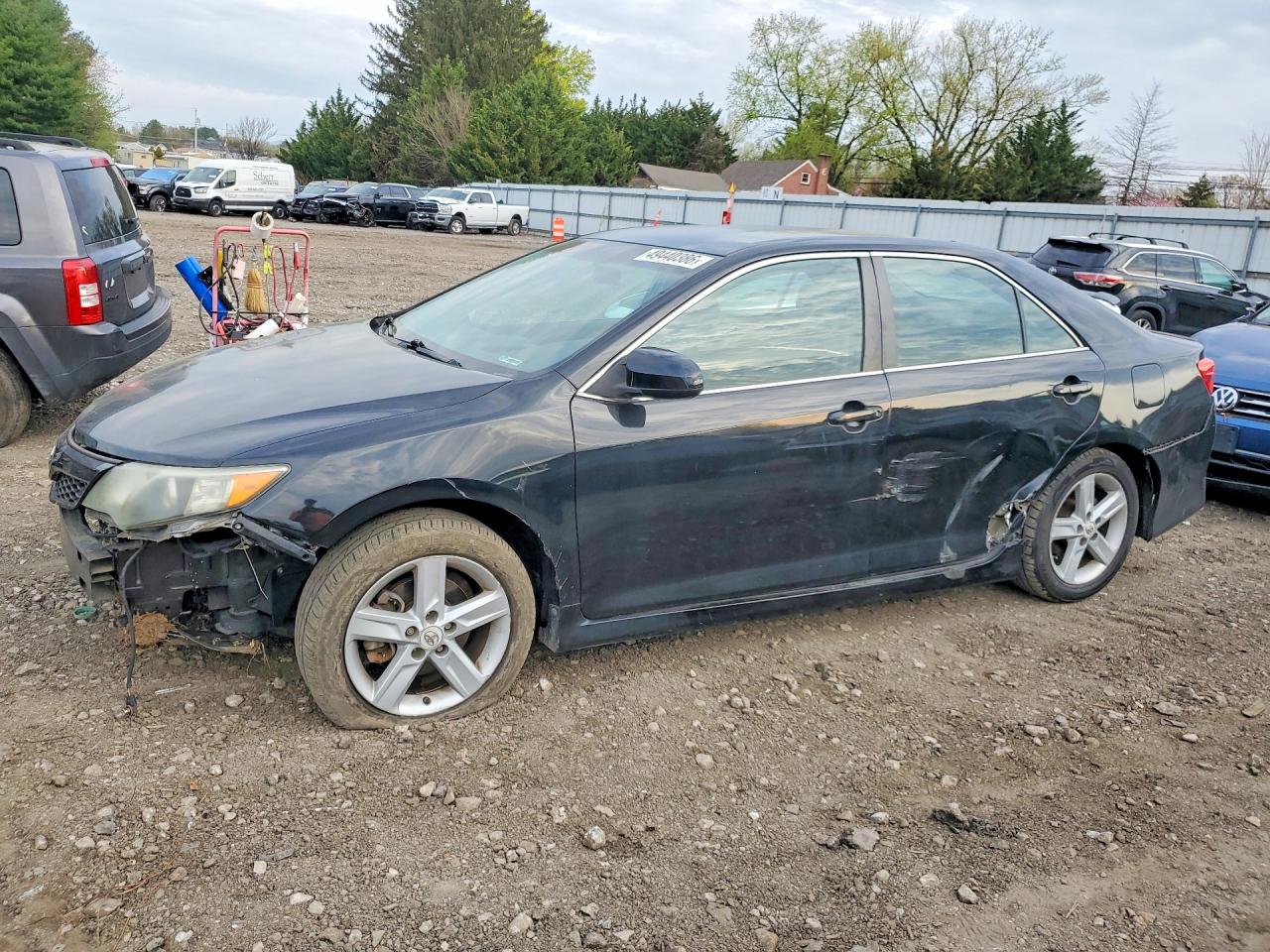 2012 TOYOTA CAMRY