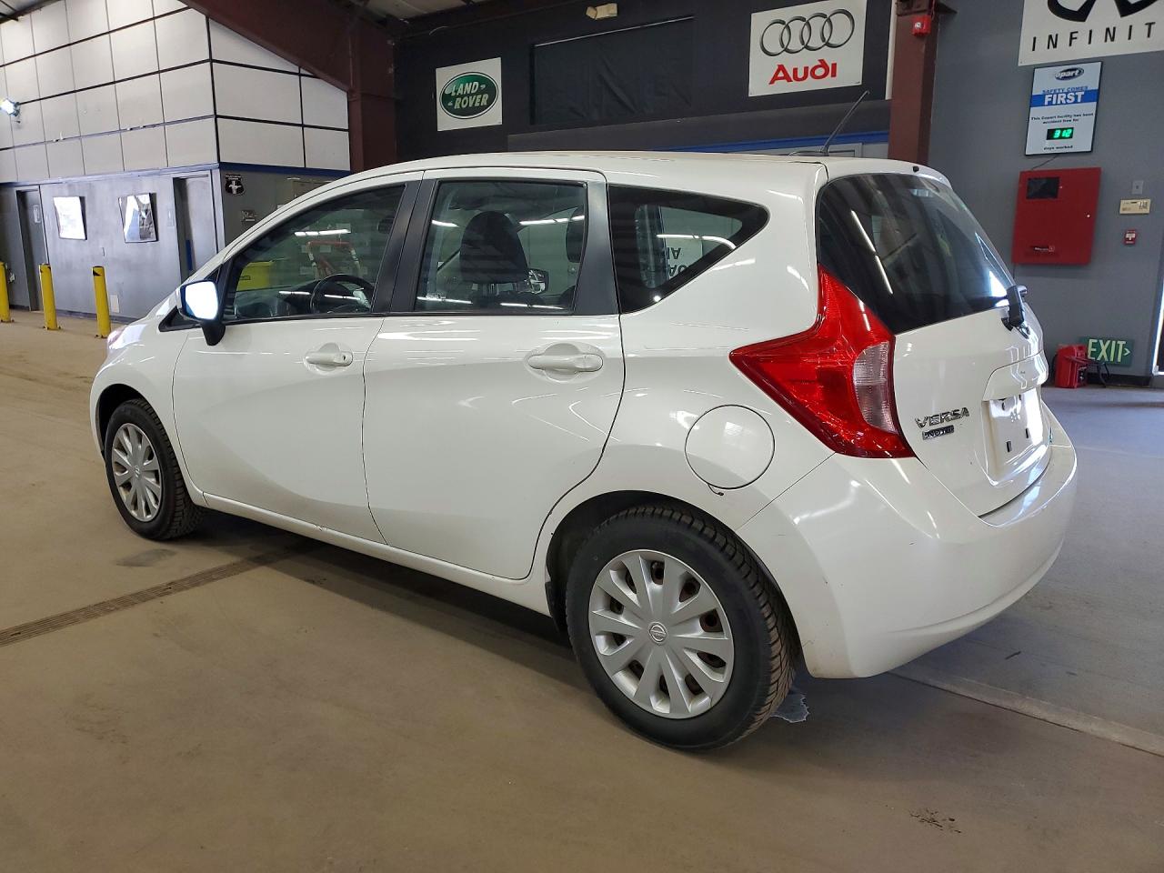 2015 NISSAN VERSA
