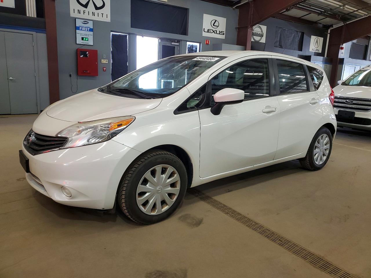2015 NISSAN VERSA