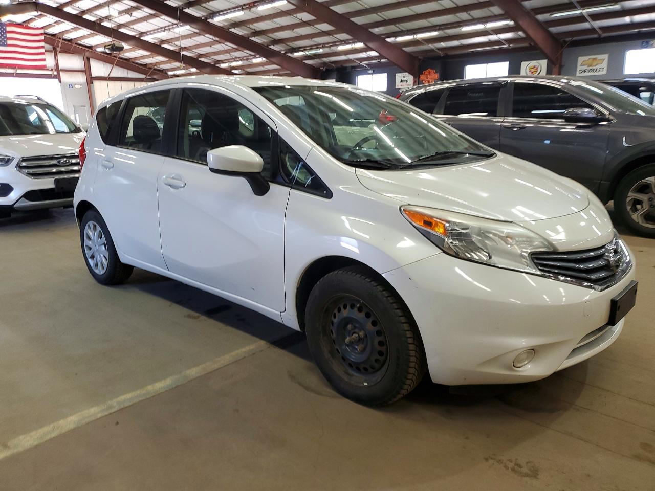 2015 NISSAN VERSA