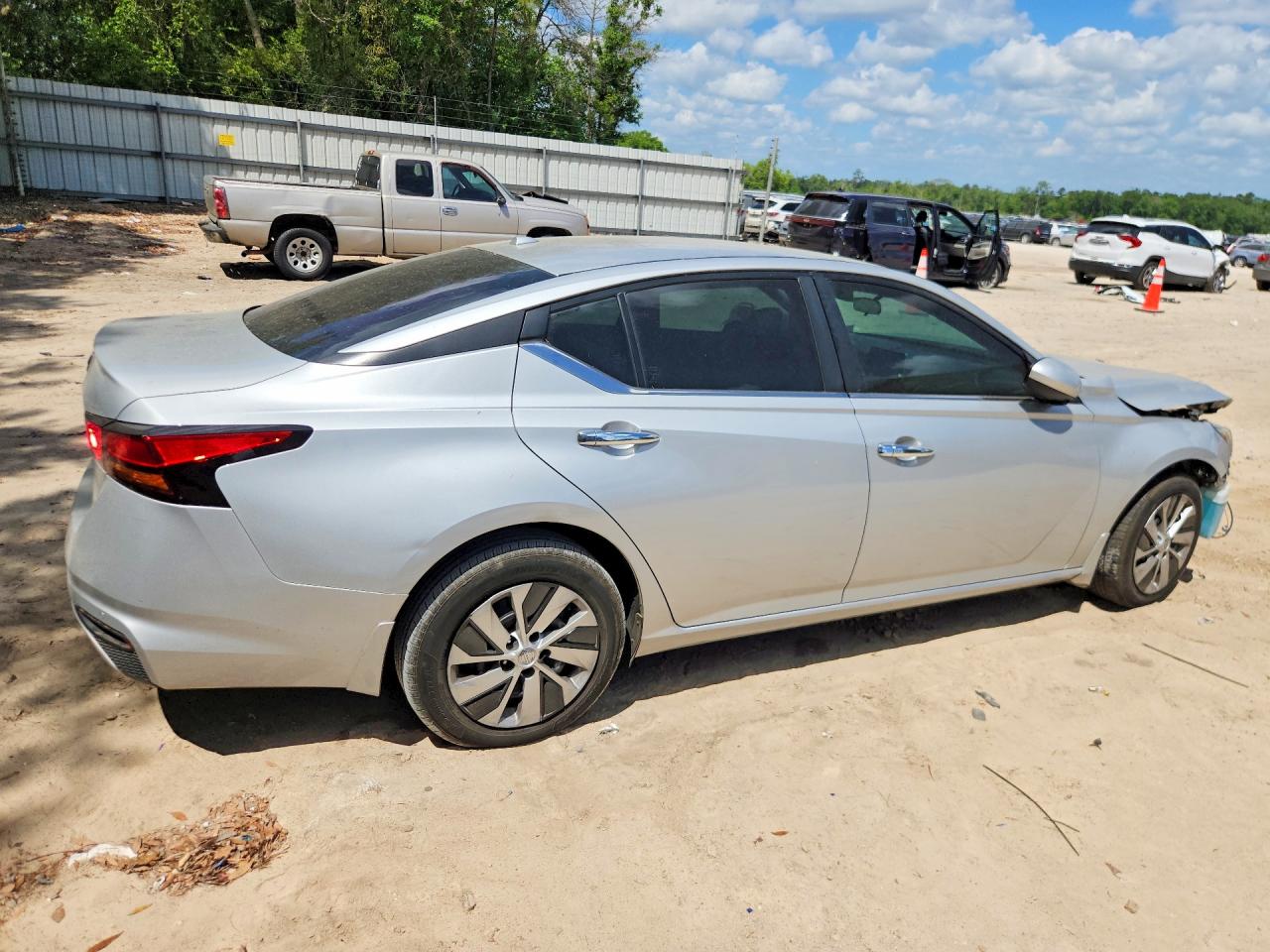 2020 NISSAN ALTIMA