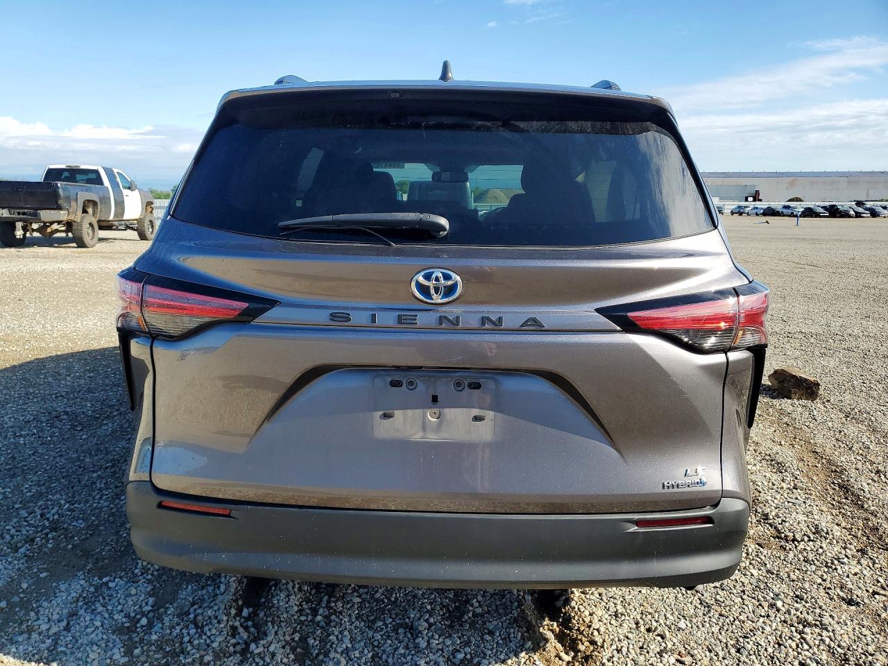 2022 TOYOTA SIENNA