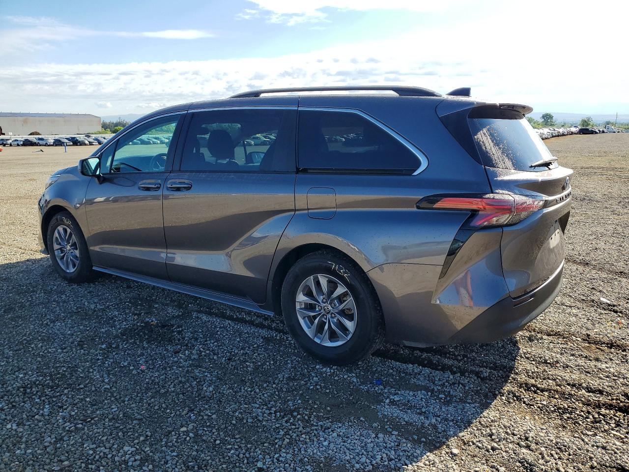 2022 TOYOTA SIENNA