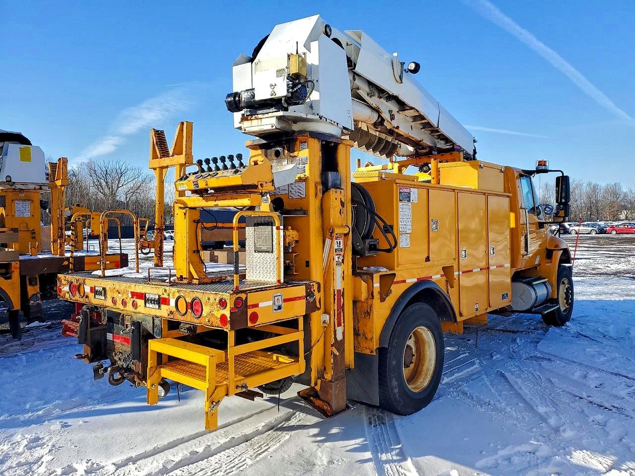 2012 INTERNATIONAL 4000 SERIE