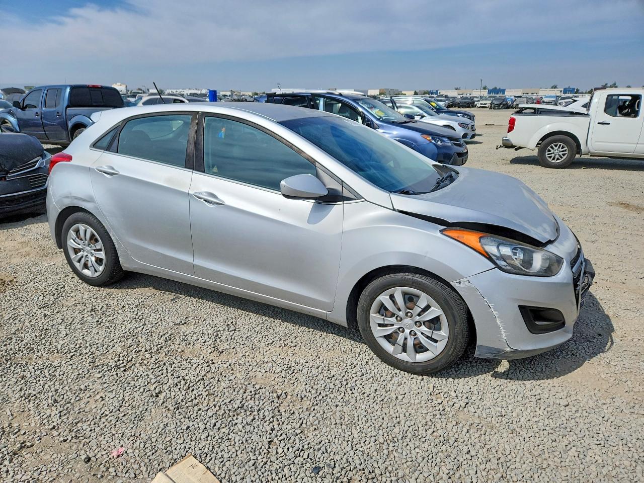 2017 HYUNDAI ELANTRA