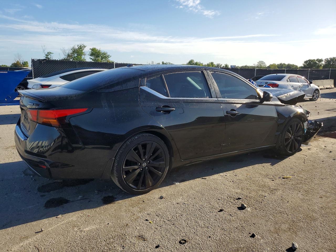 2022 NISSAN ALTIMA