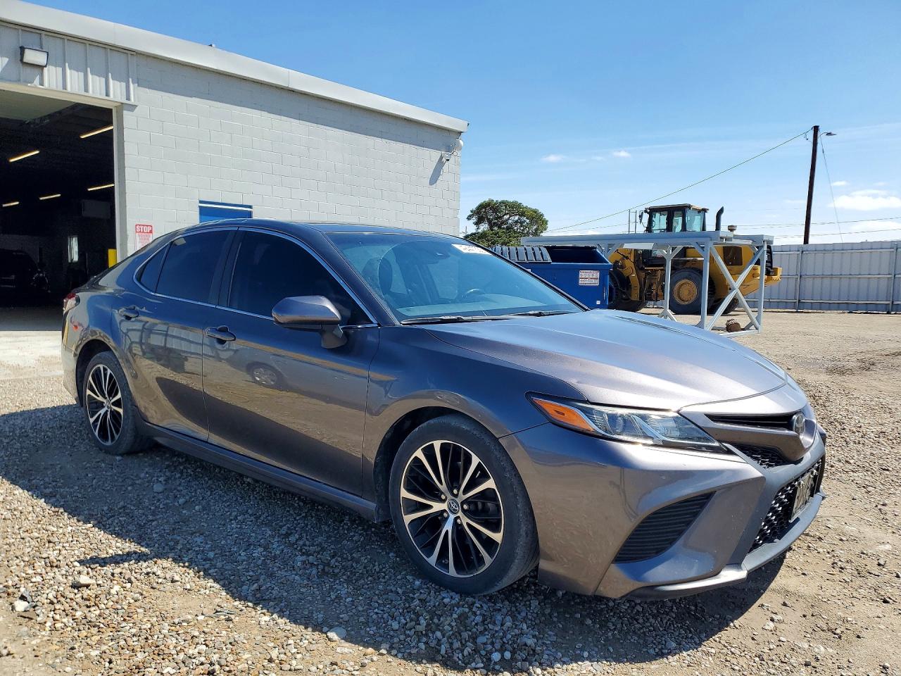 2019 TOYOTA CAMRY