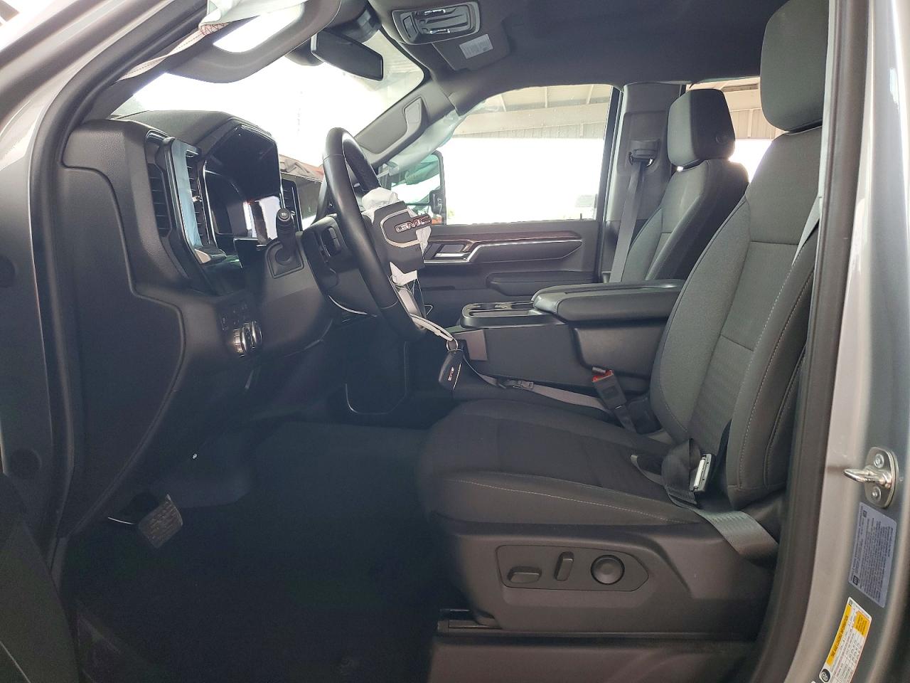 2025 GMC SIERRA