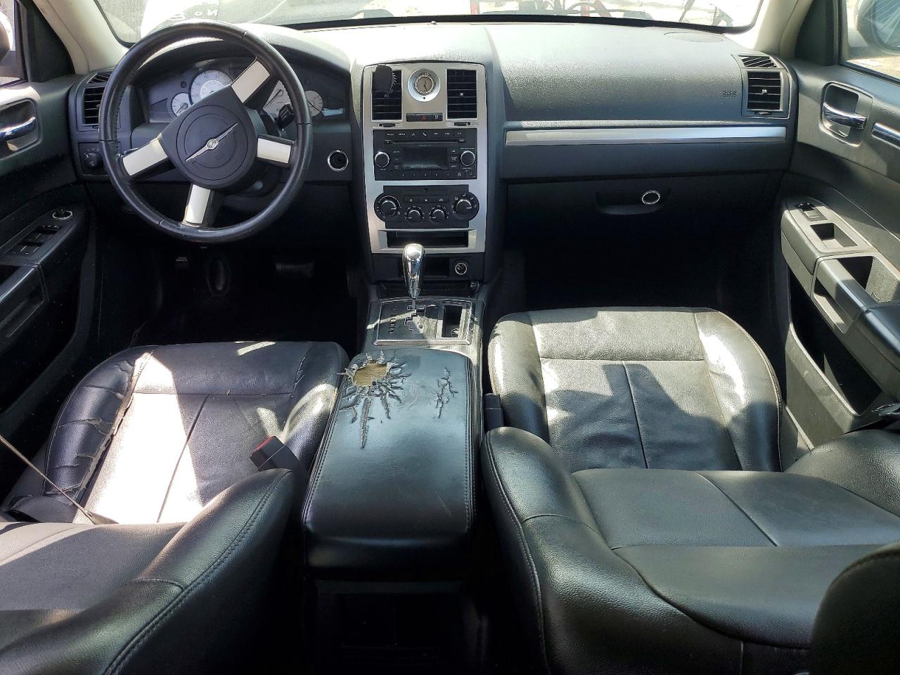 2010 CHRYSLER 300